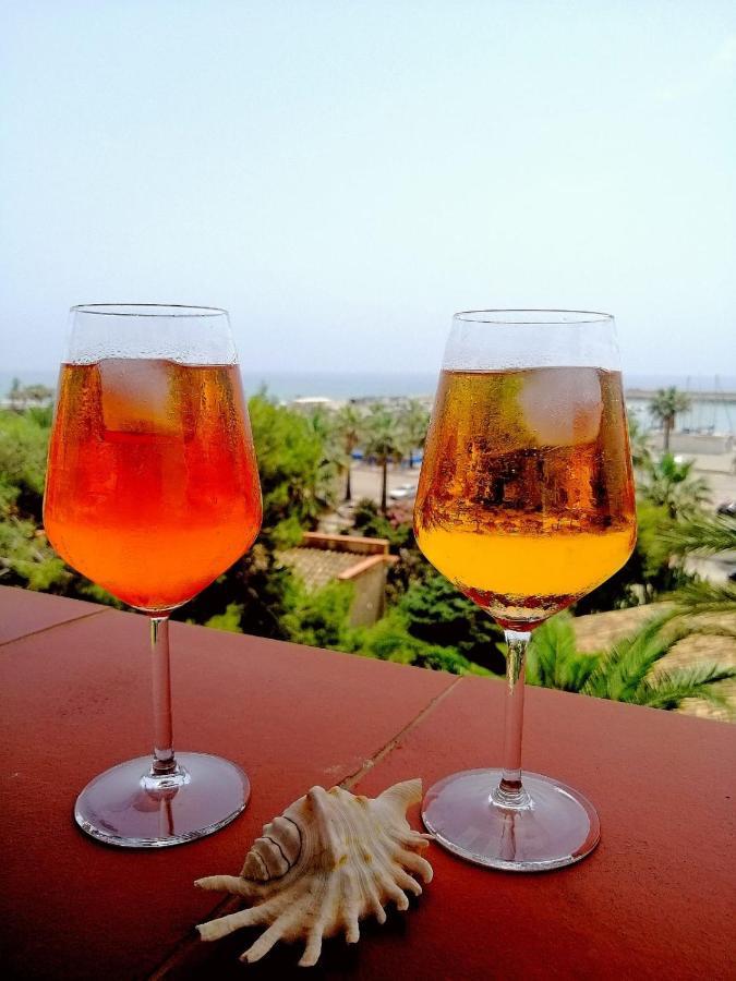 La Terrazza Di Pollon Villa San Leone Luaran gambar